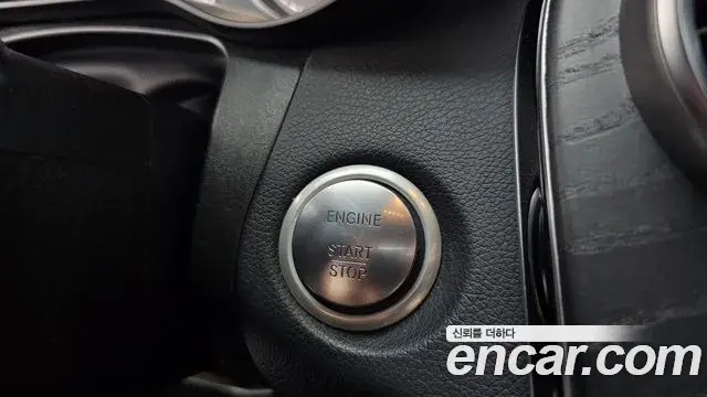 Mercedes-Benz GLC-Class 2019 — Şəkil 26/33