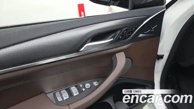 BMW X4 2025 — Photo 20/20