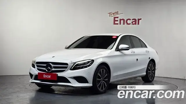 Mercedes-Benz C-Class 2019 — Фото 9/20