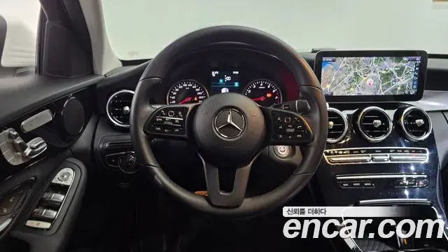 Mercedes-Benz C-Class 2019 — Фото 13/20