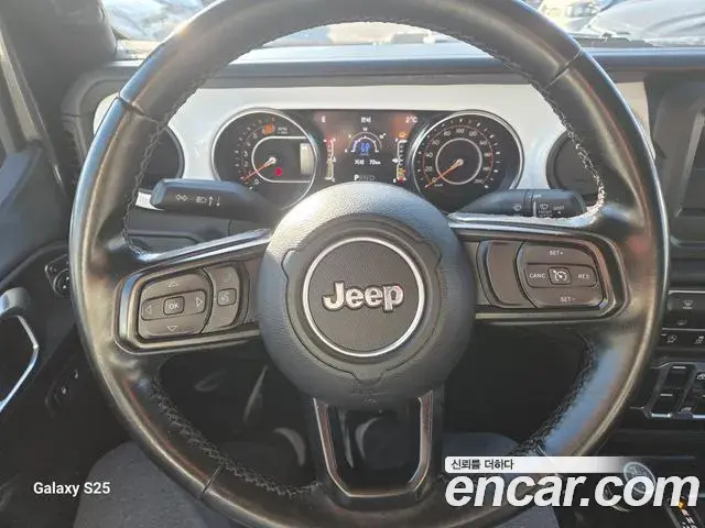 Jeep Wrangler 2021 — Şəkil 4/17