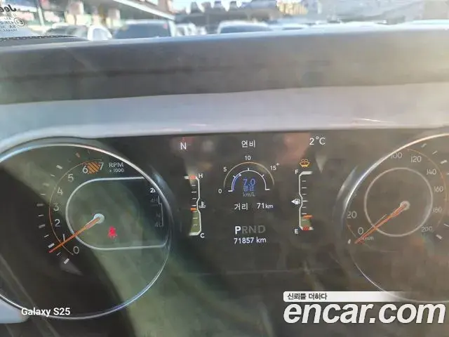 Jeep Wrangler 2021 — Şəkil 12/17