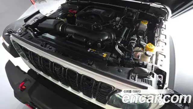 Jeep Wrangler 2025 — Photo 20/35