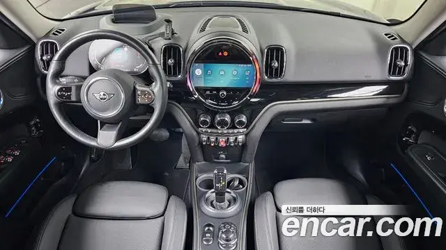 Mini Cooper Countryman 2023 — Photo 7/20
