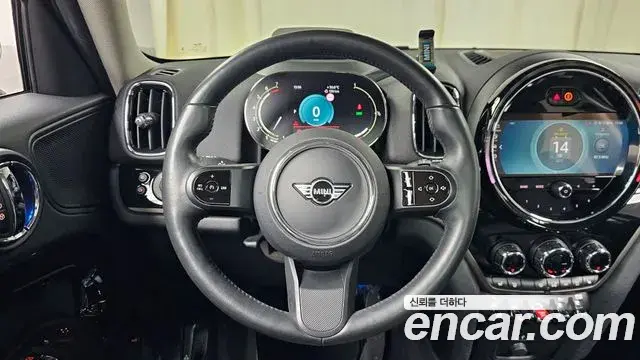 Mini Cooper Countryman 2023 — Photo 14/20