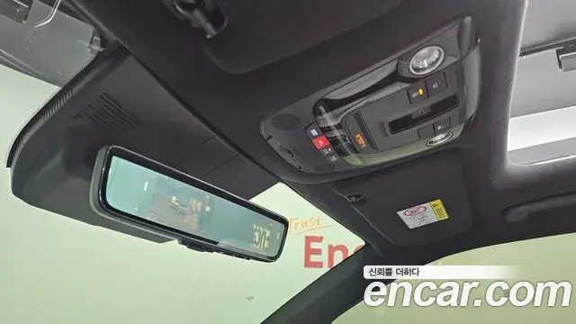 Kia Sorento 2025 — Фото 18/20
