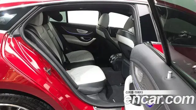 Mercedes-Benz AMG GT 2023 — Photo 12/20