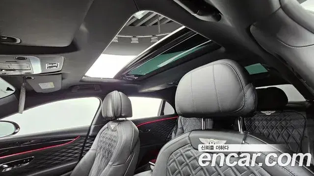 Bentley Flying Spur 2022 — Photo 19/39