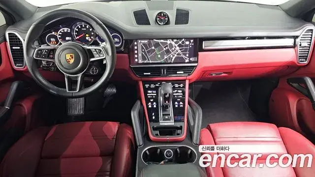 Porsche Cayenne 2022 — Şəkil 29/31