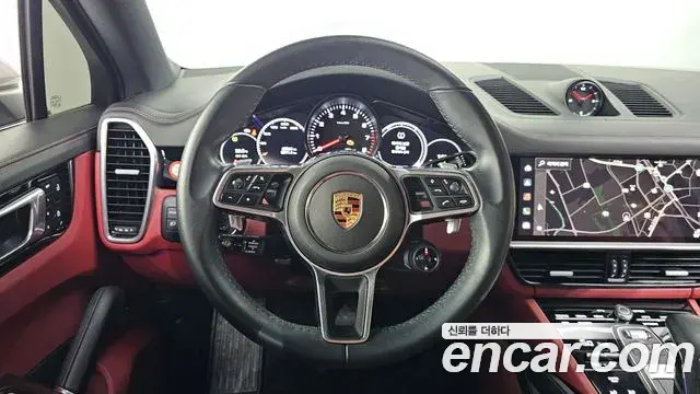 Porsche Cayenne 2022 — Şəkil 8/31