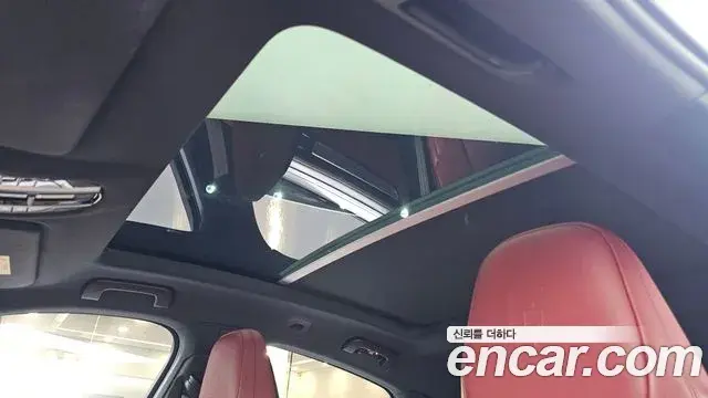 Porsche Cayenne 2022 — Şəkil 21/31