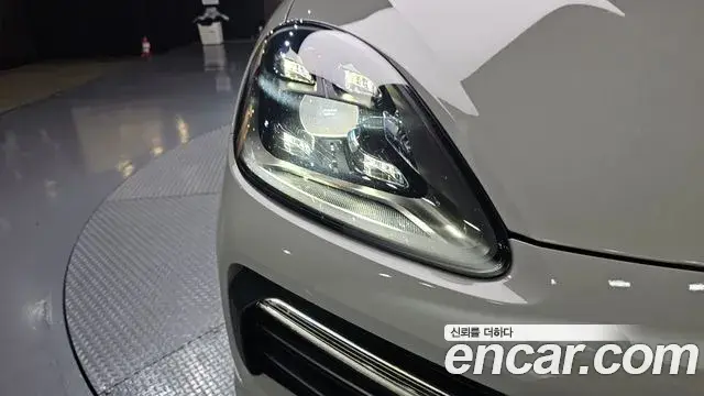 Porsche Cayenne 2022 — Şəkil 2/31