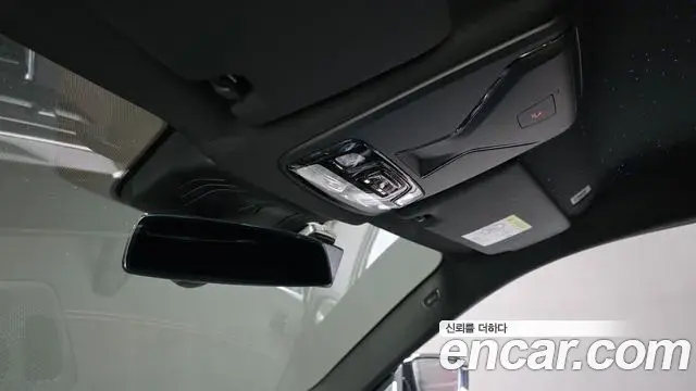BMW M4 2023 — Photo 20/33