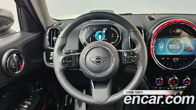Mini Cooper Countryman 2024 — Photo 12/20
