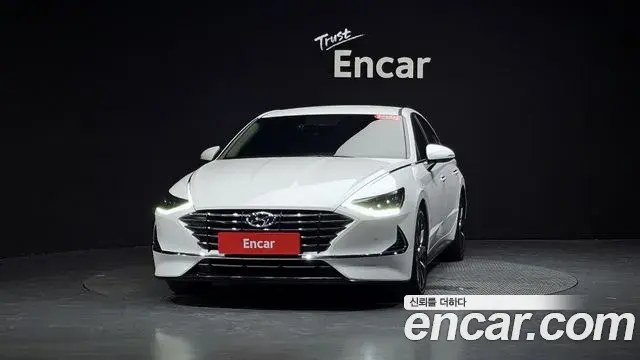 Hyundai Sonata 2019 — Фото 3/20