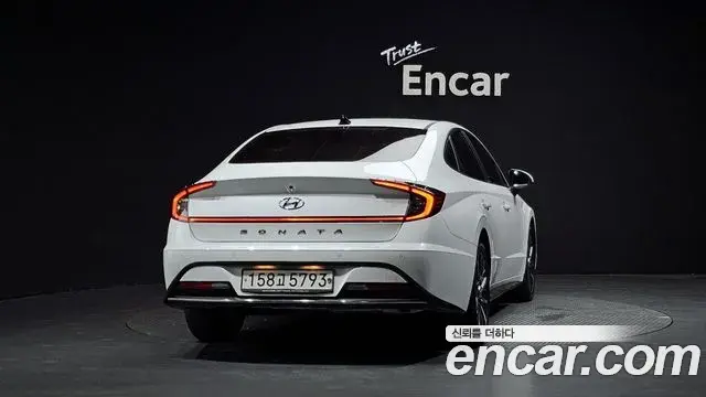Hyundai Sonata 2019 — Фото 4/20