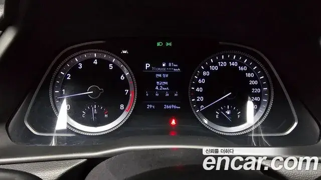 Hyundai Sonata 2019 — Фото 8/20