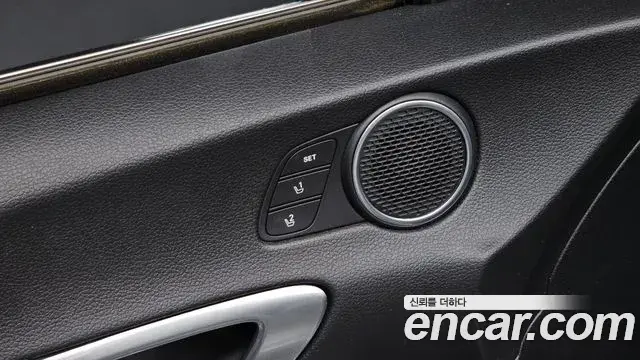 Hyundai Sonata Hybrid 2019 — Photo 21/31