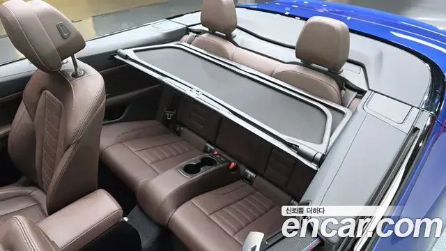 BMW 4 Series 2025 — Photo 24/33