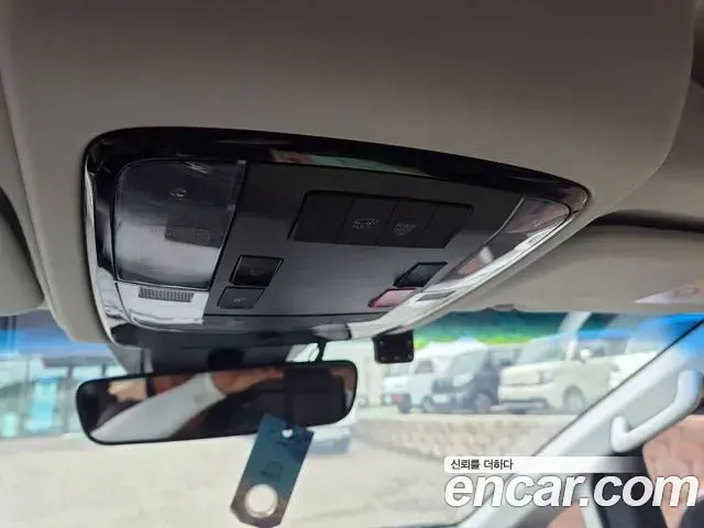 Hyundai Staria 2022 — Фото 14/20