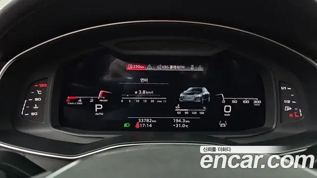 Audi A6 2022 — ფოტო 2/20