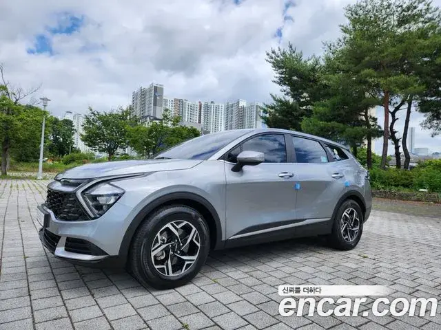 Kia Sportage 2023 — Photo 7/20