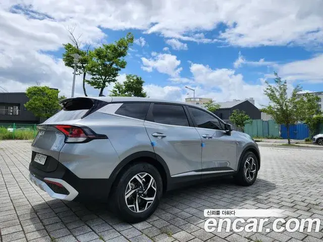 Kia Sportage 2023 — Photo 4/20
