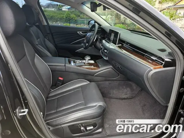 Kia The K9 2018 — Photo 15/20