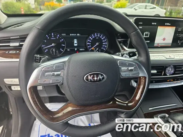 Kia The K9 2018 — Photo 10/20
