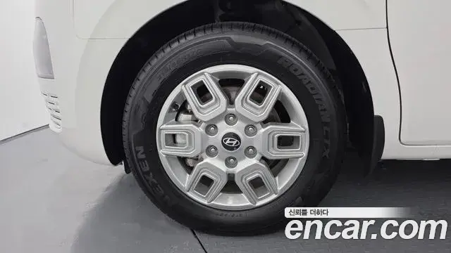 Hyundai Staria 2025 — Şəkil 14/20