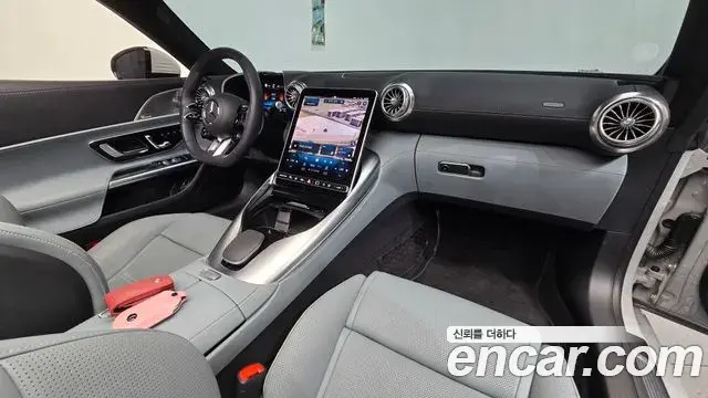 Mercedes-Benz SL-Class 2023 — Фото 10/20