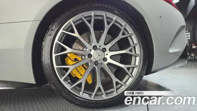 Mercedes-Benz SL-Class 2023 — Photo 26/40