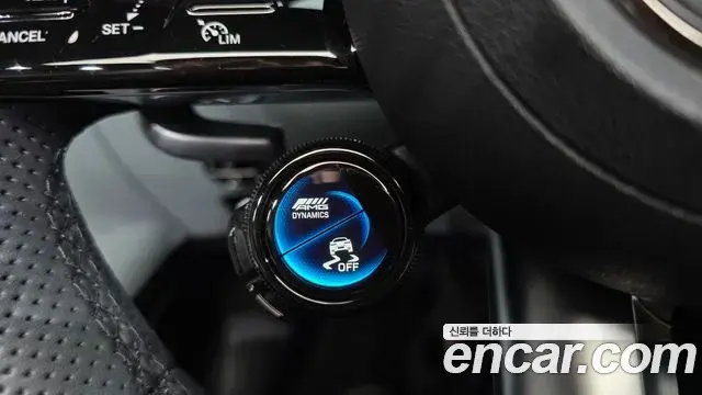Mercedes-Benz SL-Class 2023 — Photo 35/40
