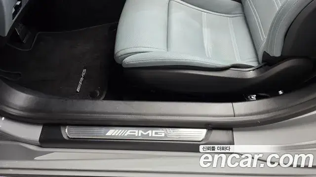 Mercedes-Benz SL-Class 2023 — Photo 16/40