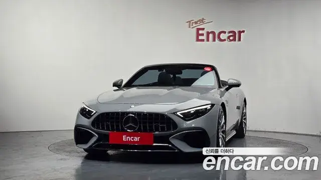 Mercedes-Benz SL-Class 2023 — Photo 9/40