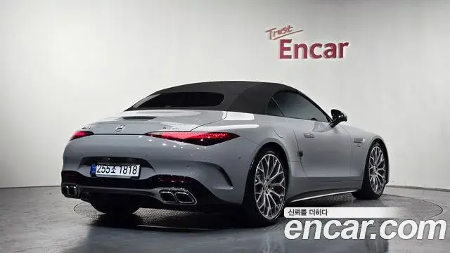 Mercedes-Benz SL-Class 2023 — Photo 30/40