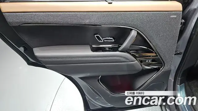 Land Rover Range Rover Sport 2025 — ფოტო 25/35