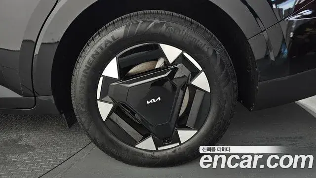 Kia Carnival 2024 — Photo 13/35