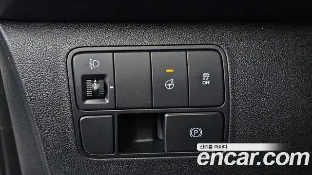 Hyundai Staria 2022 — Фото 13/20