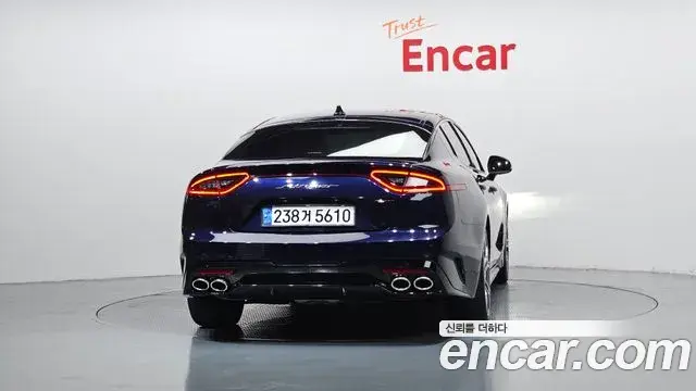 Kia Stinger 2019 — Photo 3/20