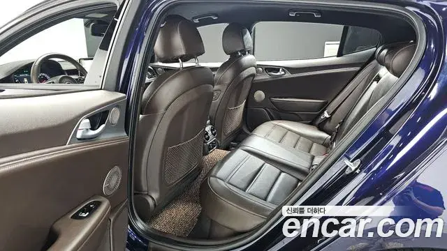 Kia Stinger 2019 — Photo 11/20