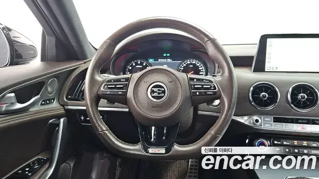 Kia Stinger 2019 — Photo 12/20