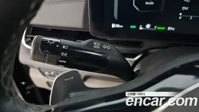 Kia Carnival 2024 — ფოტო 10/32