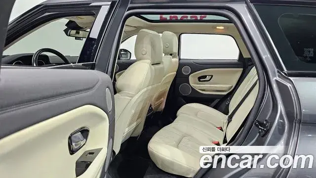 Land Rover Range Rover Evoque 2018 — Photo 4/30