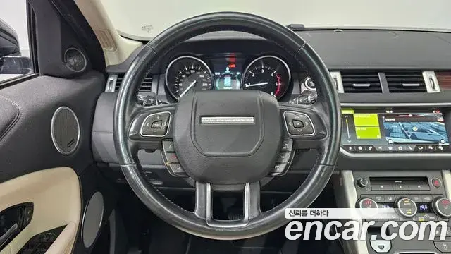 Land Rover Range Rover Evoque 2018 — Photo 7/30