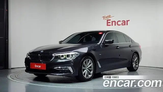 BMW 5 Series 2018 — Фото 20/20