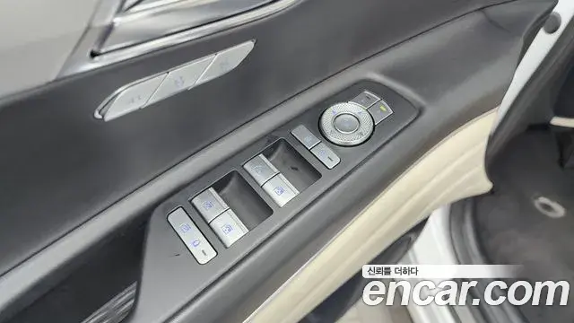 Genesis GV80 2022 — Şəkil 32/34