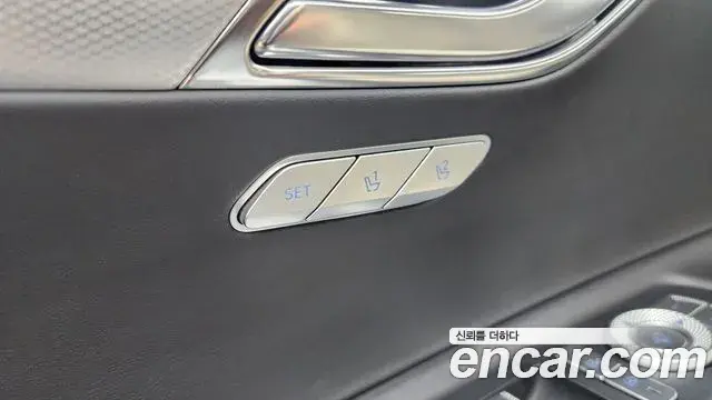 Genesis GV80 2022 — Şəkil 29/34