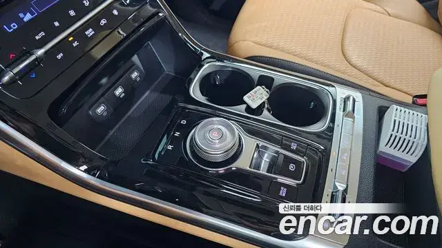 Kia Carnival 2023 — Фото 9/20
