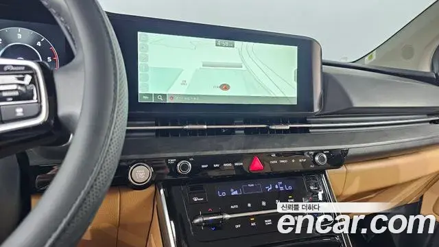 Kia Carnival 2023 — Фото 12/20